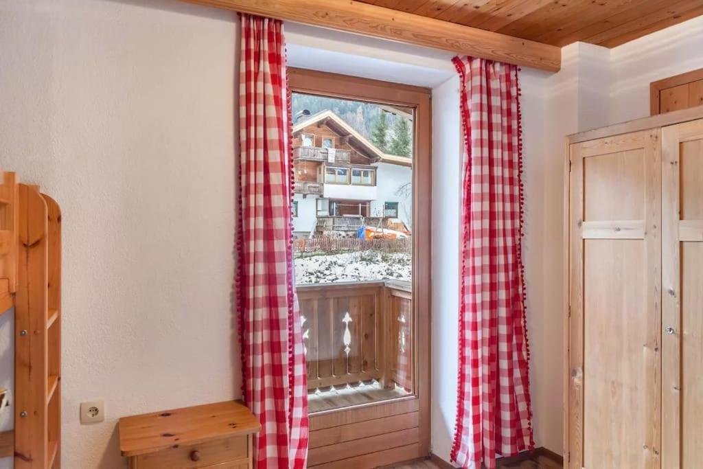 Ferienwohnung Gamsbock Panorama View Balkon, Gartensauna, Garten, Grillplatz Stumm Exteriör bild