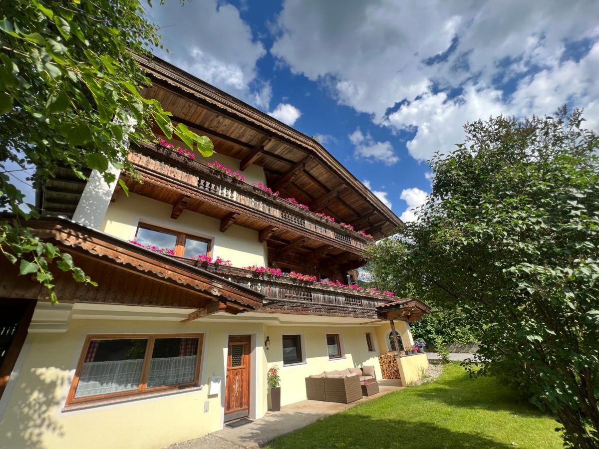 Ferienwohnung Gamsbock Panorama View Balkon, Gartensauna, Garten, Grillplatz Stumm Exteriör bild