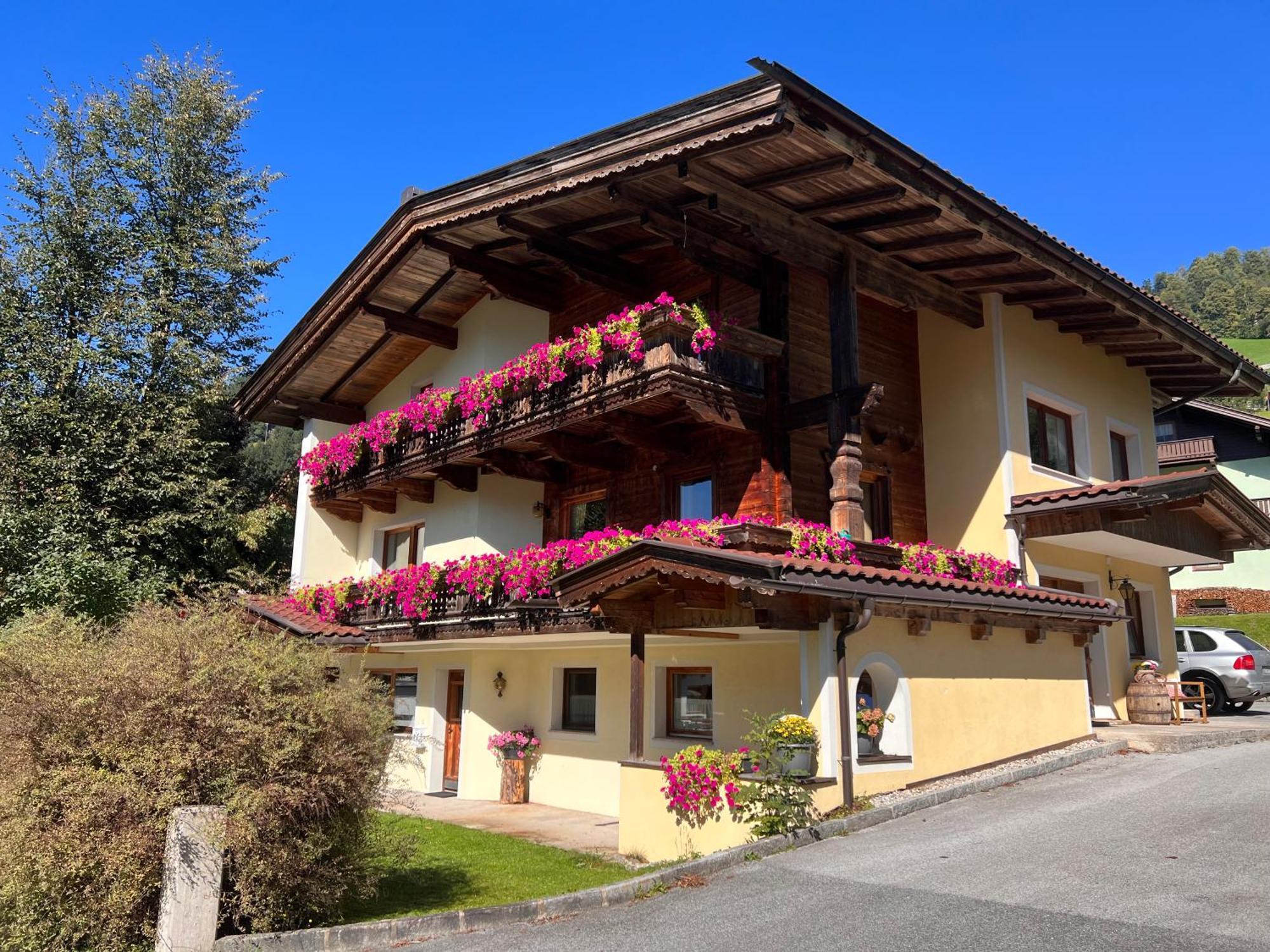 Ferienwohnung Gamsbock Panorama View Balkon, Gartensauna, Garten, Grillplatz Stumm Exteriör bild